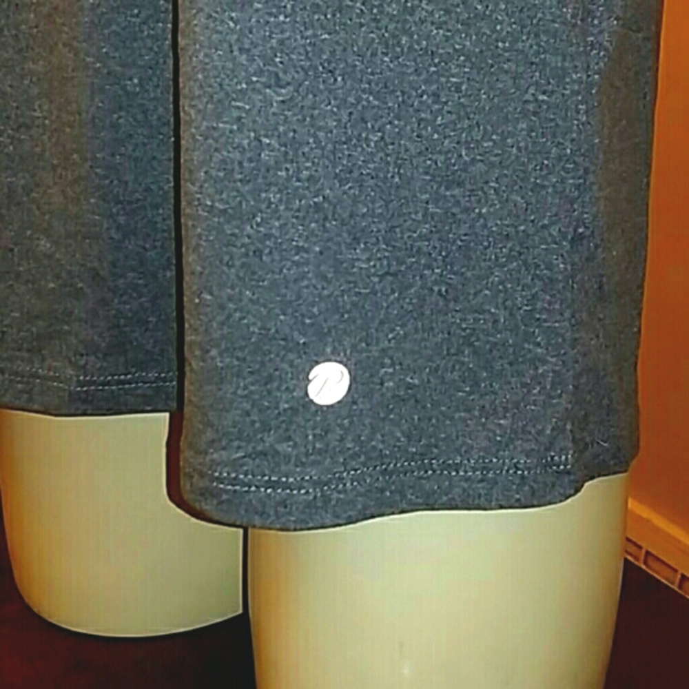 Bally Workout Top - Picture 3 of 4